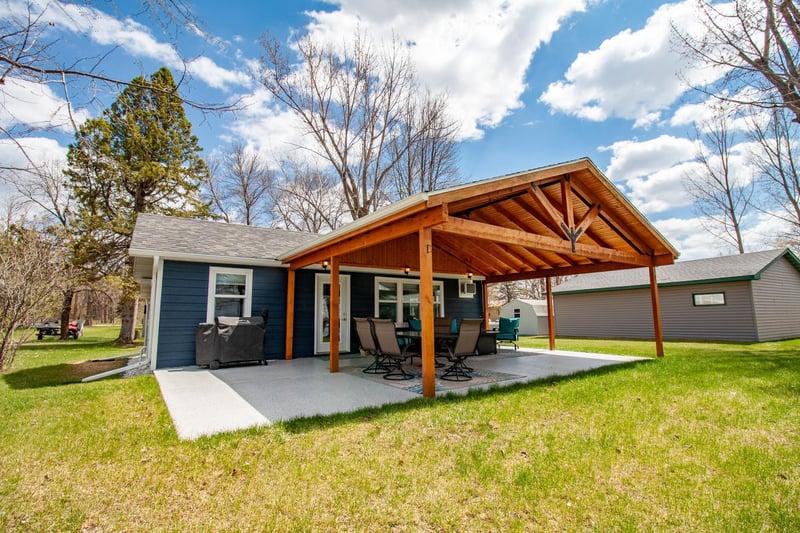 27431 340th Ave, Underwood, MN 56586