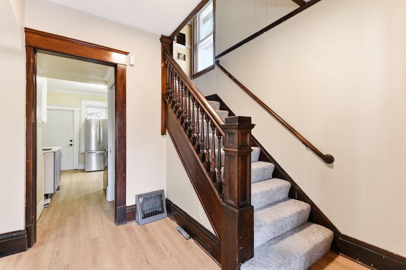 345 Cook Ave E, Saint Paul, MN 55130