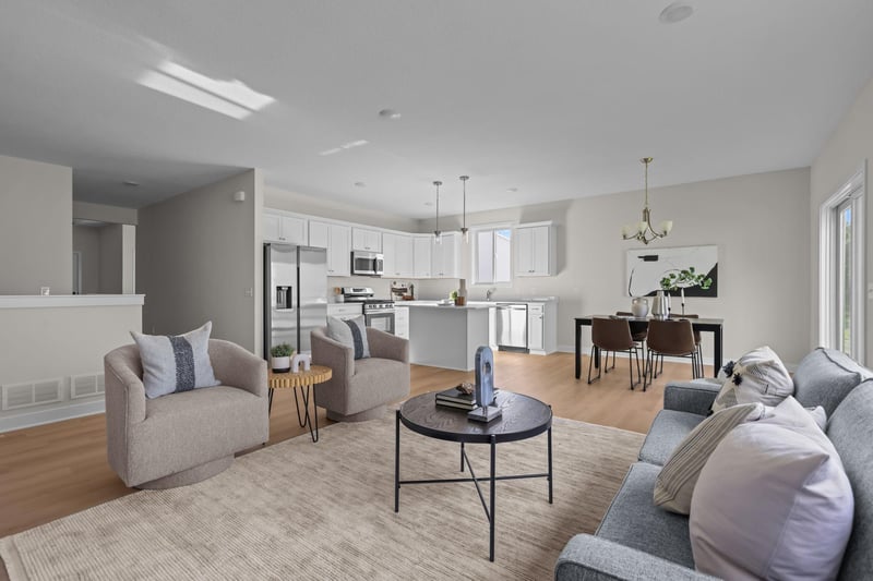 3149 Seminary Dr, New Brighton, MN 55112