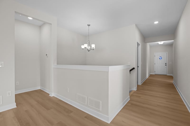 3149 Seminary Dr, New Brighton, MN 55112