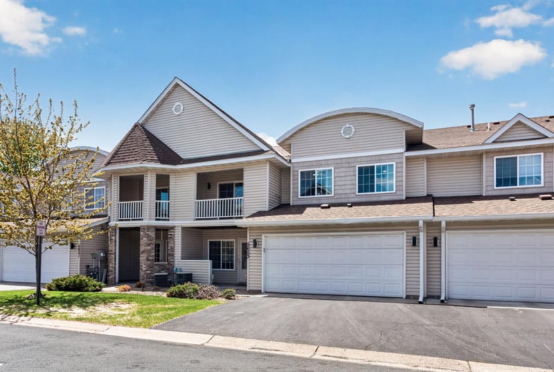 5653 100th Ln N, Brooklyn Park, MN 55443