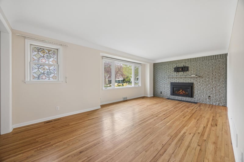 419 Tyler Ave S, Edina, MN 55343
