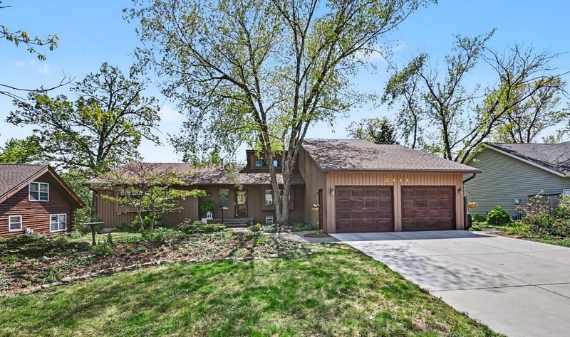 2448 Hallquist Ave, Red Wing, MN 55066