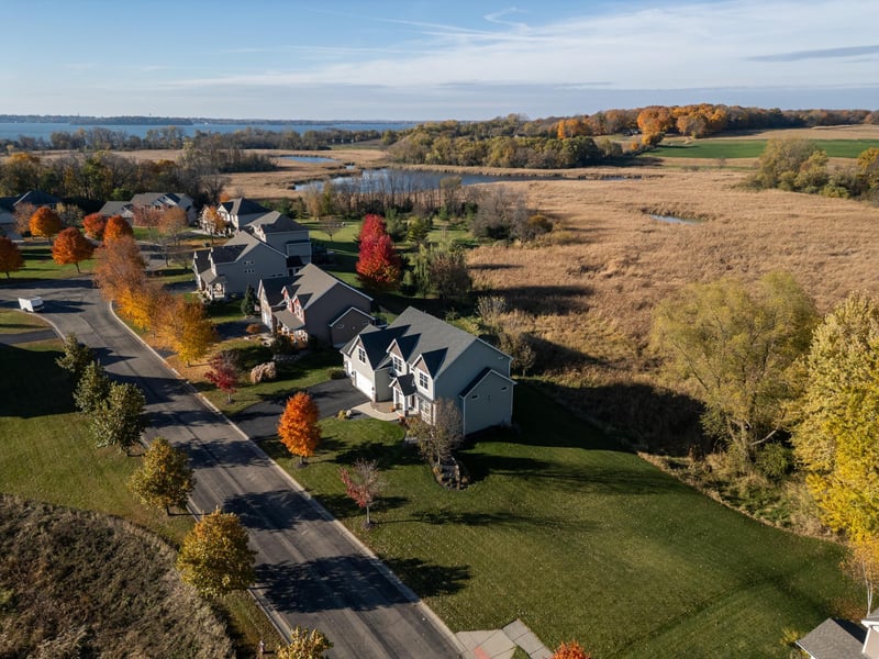 4715 Merganser Dr, Minnetrista, MN 55375