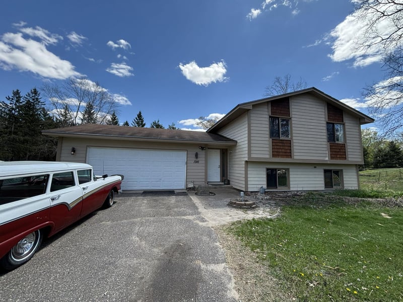 1916 Jenkins St NE, East Bethel, MN 55011