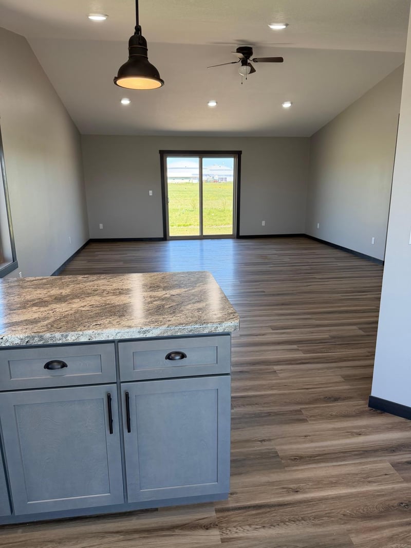 519 Glynn Ave Ne, Grand Meadow, MN 55936