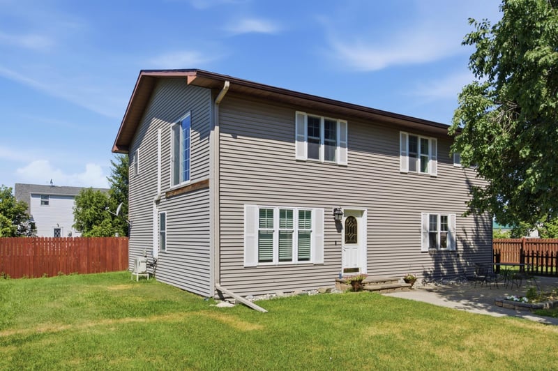 115 Lund Ave S, Glyndon, MN 56547