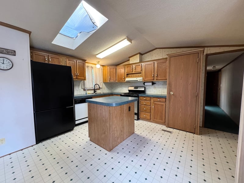 27135 Trout Lake Rd, Bovey, MN 55709