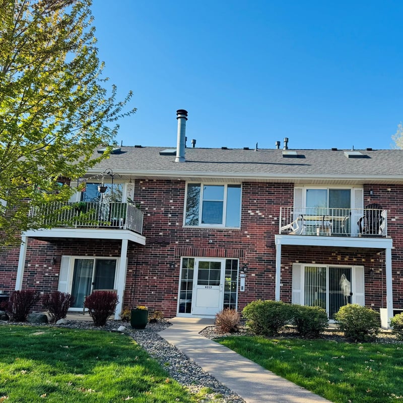 6313 Alderwood Bay #D, Woodbury, MN 55125