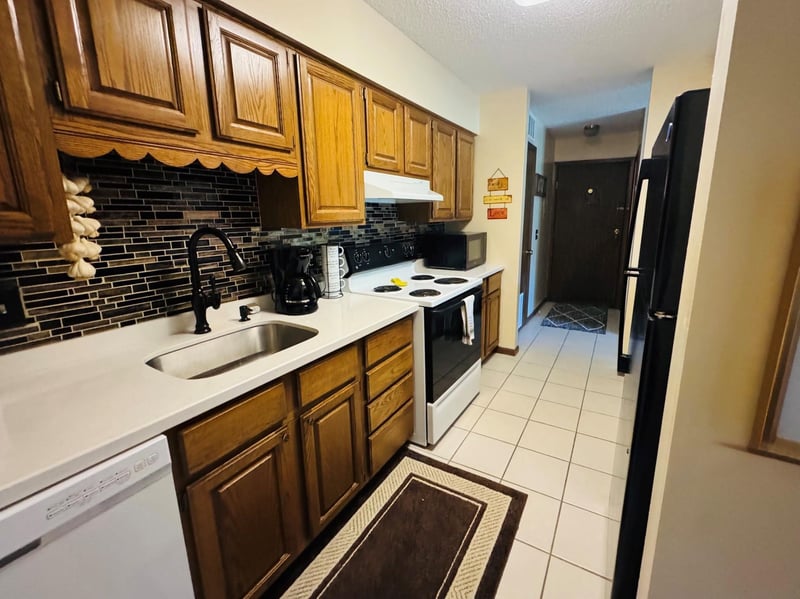 6313 Alderwood Bay #D, Woodbury, MN 55125