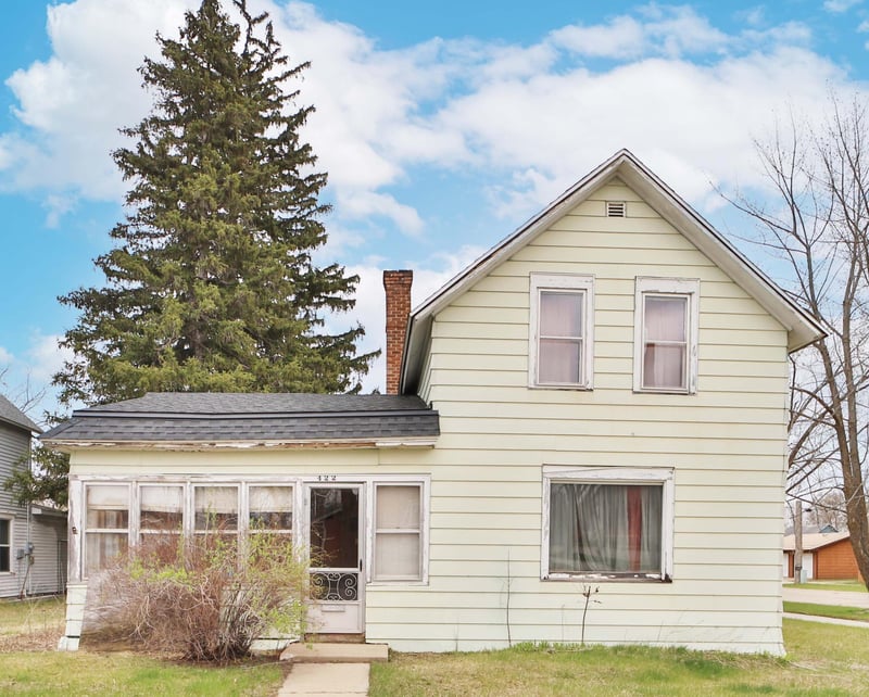422 2nd St SE, Wadena, MN 56482