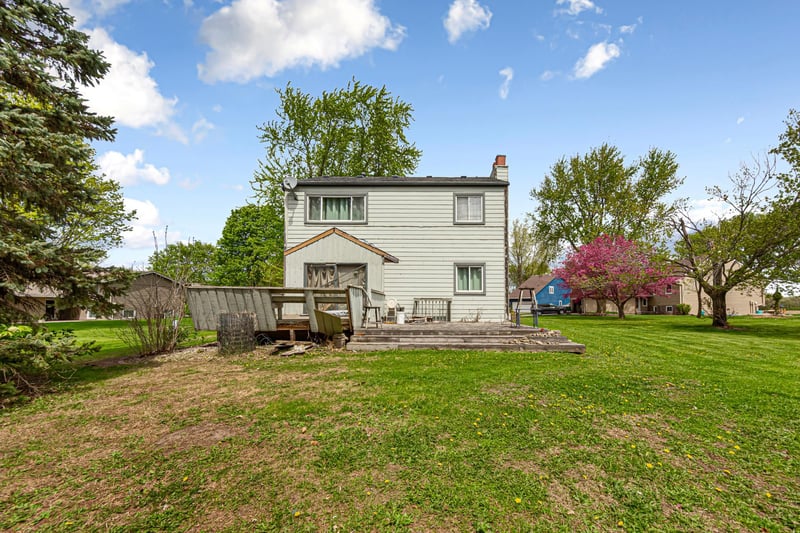 109 Windsor Ct E, Le Sueur, MN 56058