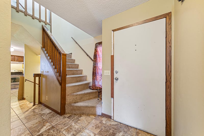 109 Windsor Ct E, Le Sueur, MN 56058