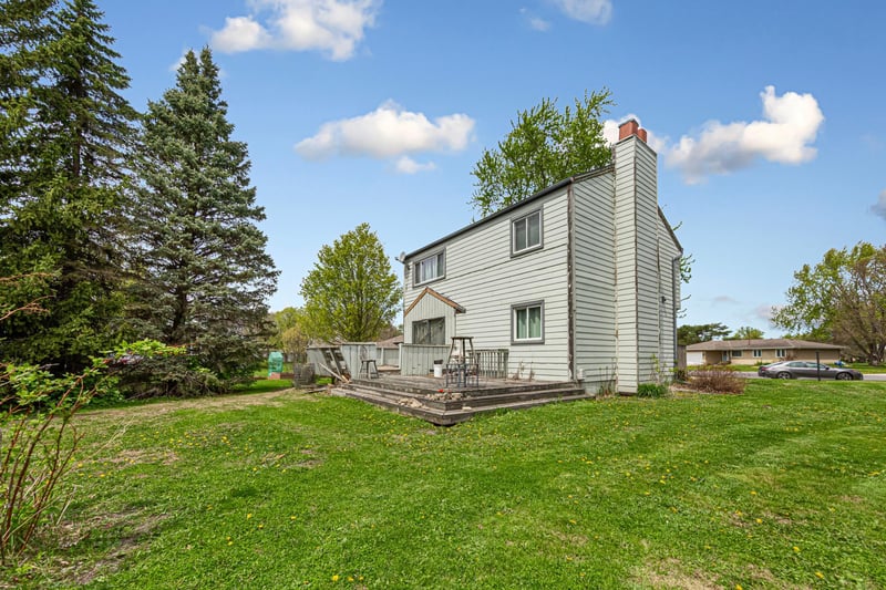 109 Windsor Ct E, Le Sueur, MN 56058