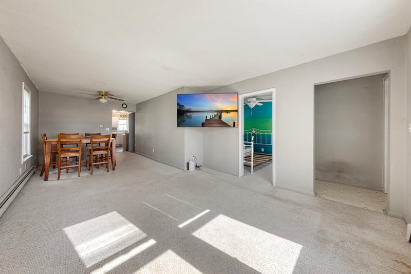 75 S Montgomery Ave, Le Center, MN 56057