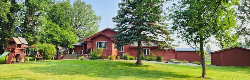 212 Lake Ave NE, Clearbrook, MN 56634