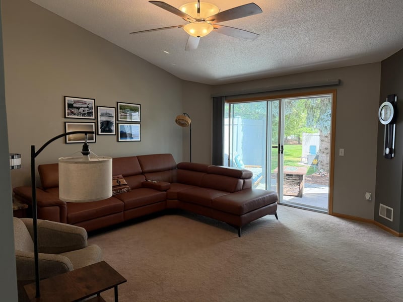 7524 Ojibway Park Rd, Woodbury, MN 55125