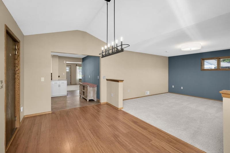1834 Holton St, Falcon Heights, MN 55113