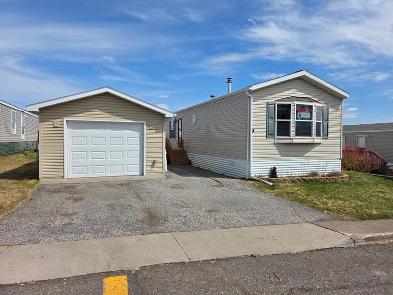 9 Holly Ln, Duluth, MN 55810