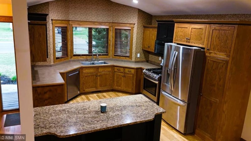 38270 Everett Ave, North Branch, MN 55056