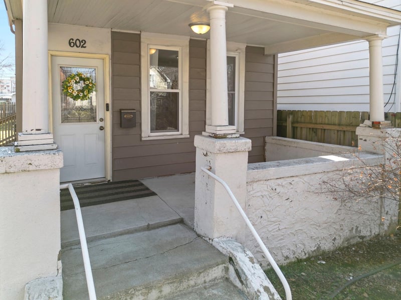 602 Edmund Ave, Saint Paul, MN 55103