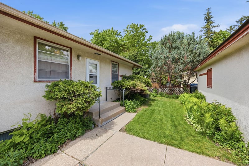 2508 W 39th St, Minneapolis, MN 55410