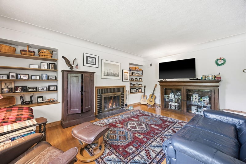 2508 W 39th St, Minneapolis, MN 55410