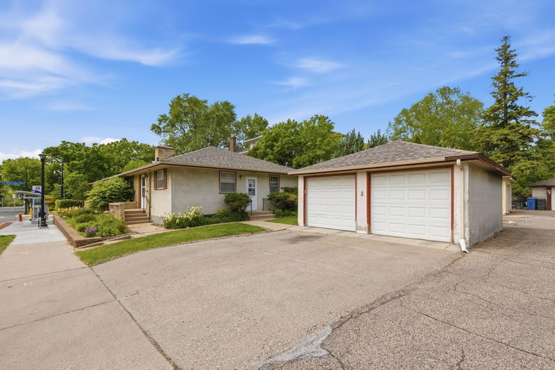 2508 W 39th St, Minneapolis, MN 55410