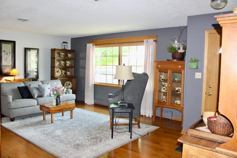 451 1st St SW, Blooming Prairie, MN 55917