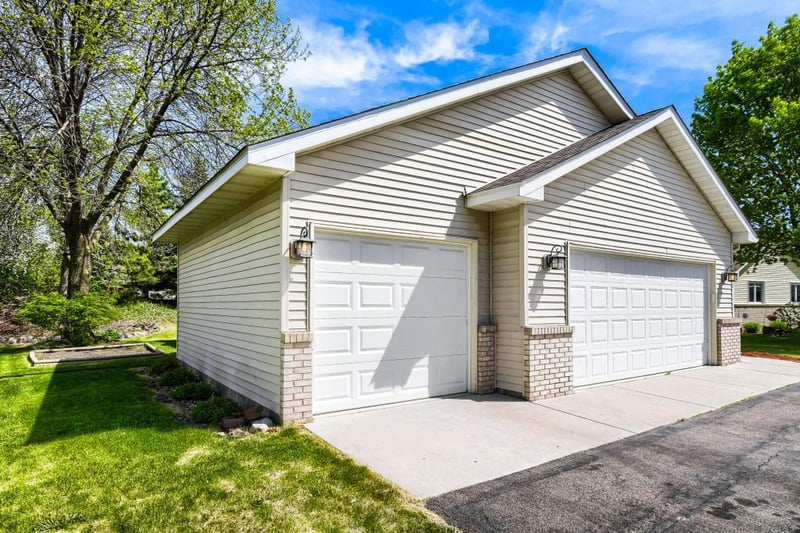 122 Alva St, Waconia, MN 55387