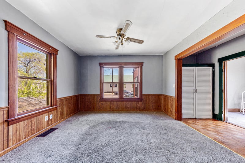 129 W Ruth St, Mankato, MN 56001