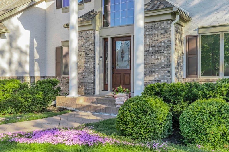 830 Hidden Meadow Trl, Eagan, MN 55123
