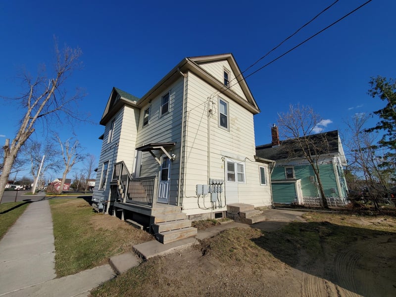 923 Beltrami Ave NW, Bemidji, MN 56601