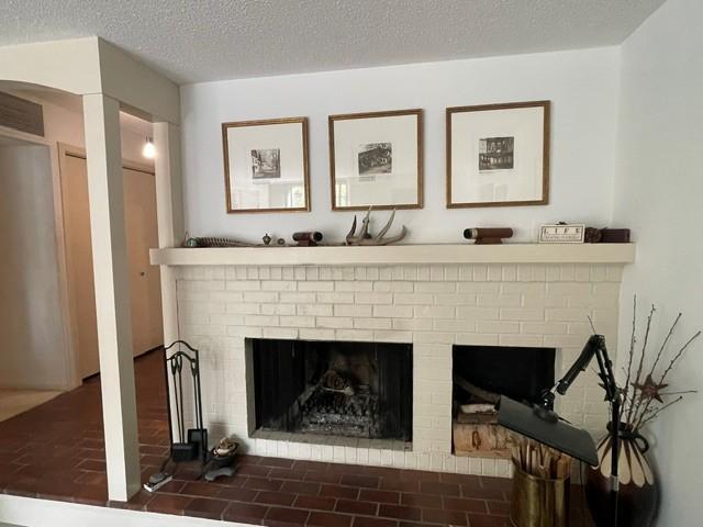 6075 Lincoln Dr #203, Edina, MN 55436