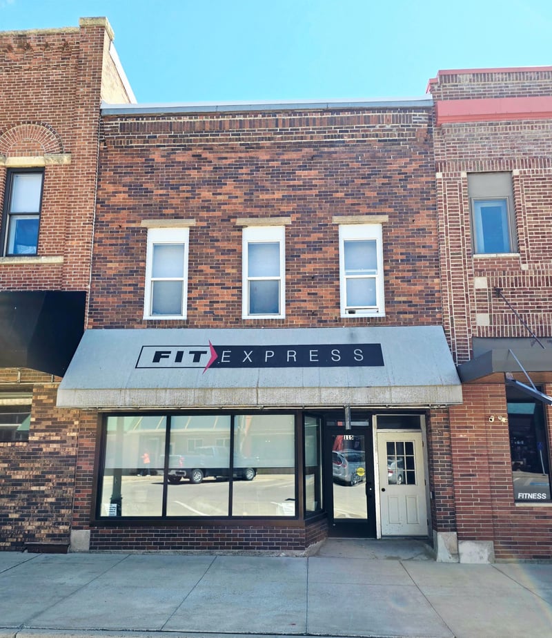115 N Broadway St, Spring Valley, MN 55975