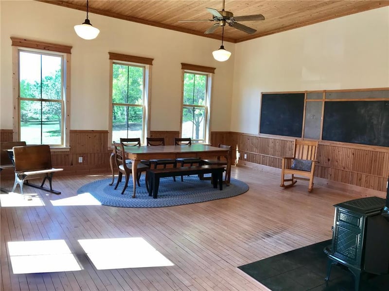 35379 215th Ave, Clarissa, MN 56440