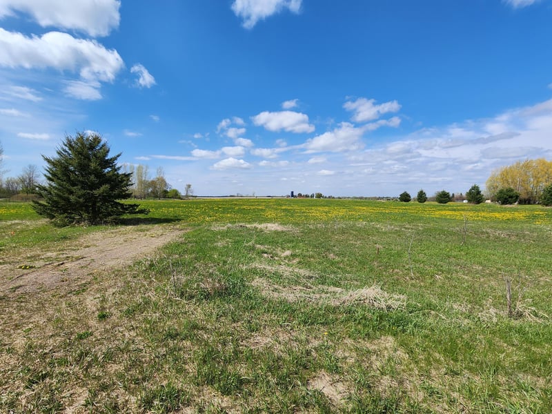7160 149th St, Milaca, MN 56353