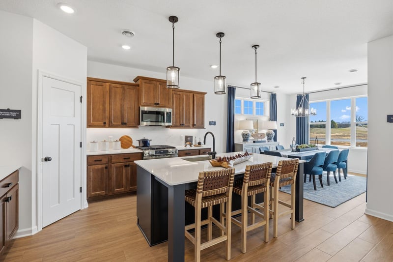 533 Tulare Ter, Newport, MN 55055