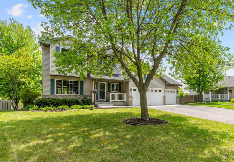 116 Hill St, Montrose, MN 55363