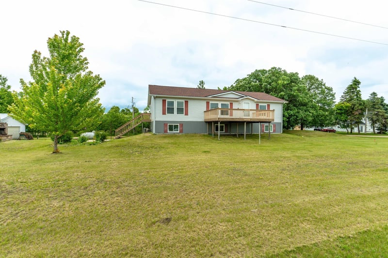 22733 Treetop Rd, Henning, MN 56551