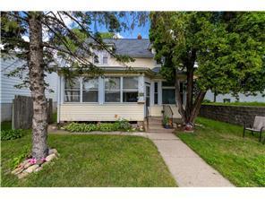 131 Delos St E, Saint Paul, MN 55107