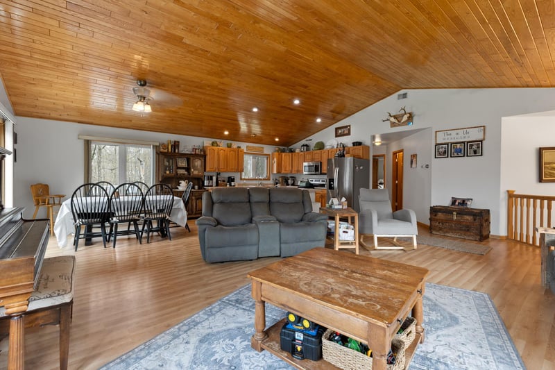 15275 Demery Rd, Brainerd, MN 56401