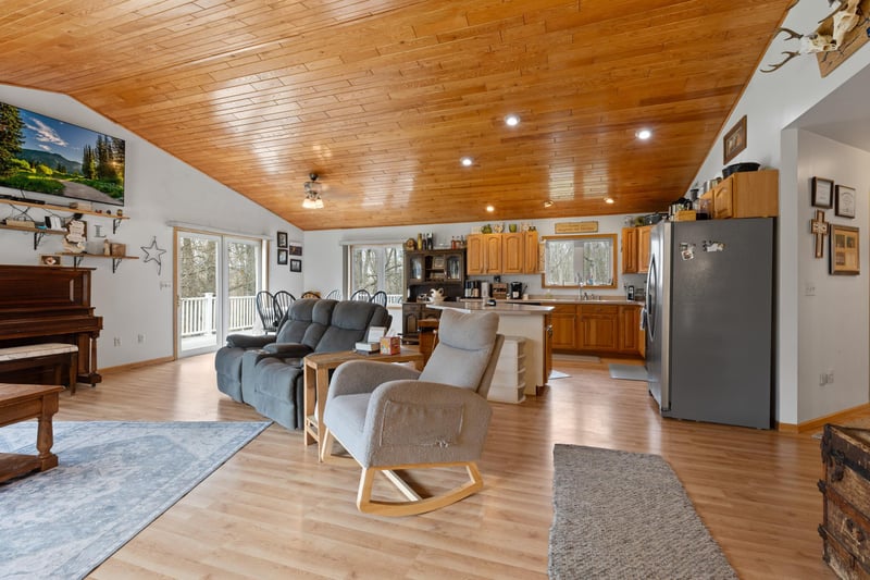 15275 Demery Rd, Brainerd, MN 56401