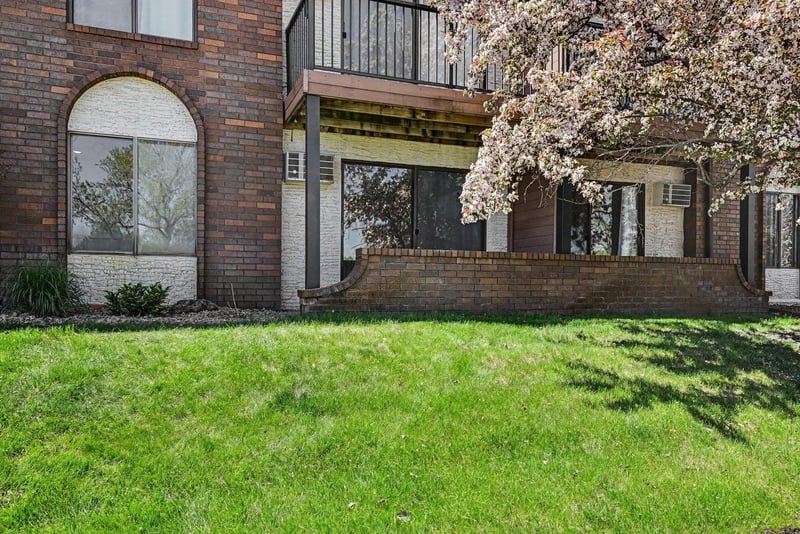 7330 York Ave S #1031, Edina, MN 55435
