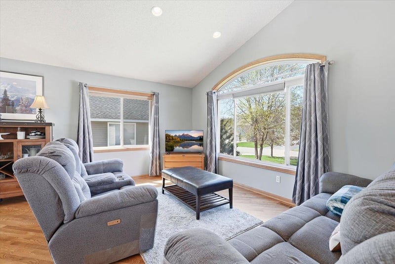 1825 Canton Rd, Prescott, WI 54021
