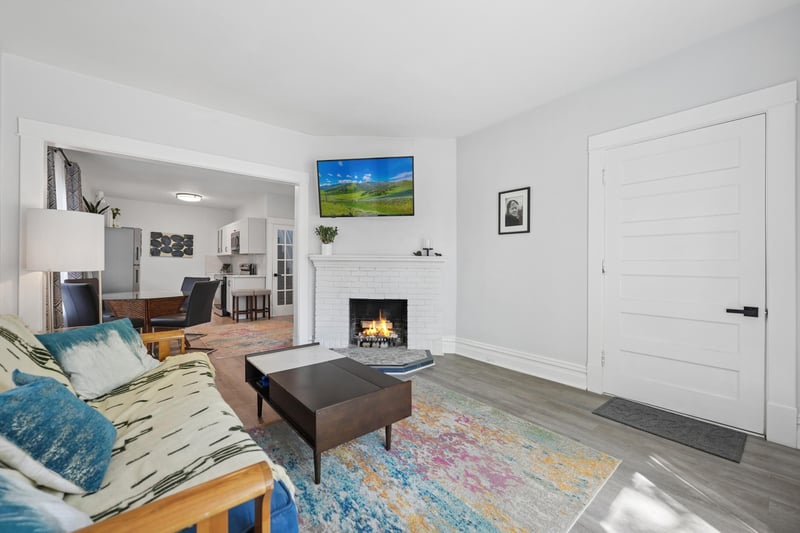 3340 Colfax Ave S, Minneapolis, MN 55408