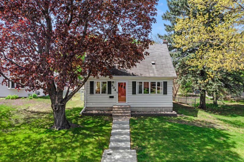 304 Madison Ave S, Edina, MN 55343