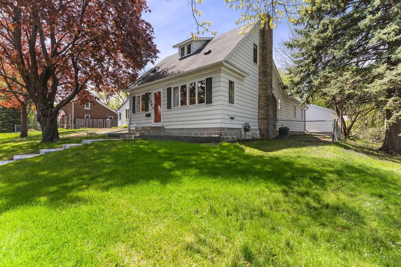 304 Madison Ave S, Edina, MN 55343