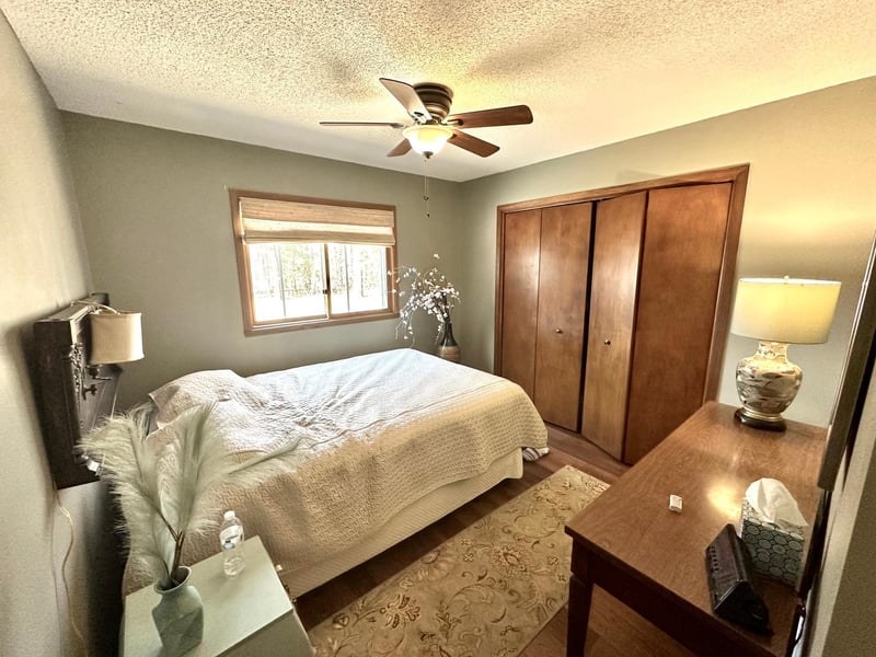 36861 Falcon Ave, North Branch, MN 55056