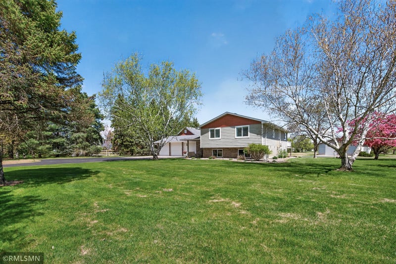 14331 Armstrong Blvd NW, Ramsey, MN 55303